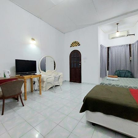 Rumah Rehat Qnm Holidays Kuala Terengganu Extérieur photo